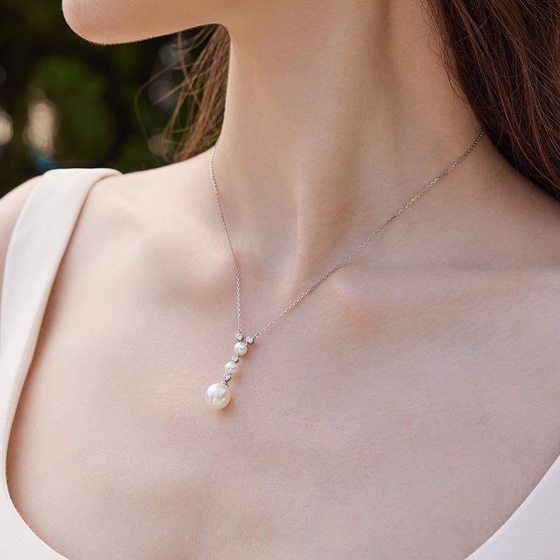 1920s' COLLECTION Saltwater Pearl 18K White Gold Diamond Muse Necklace