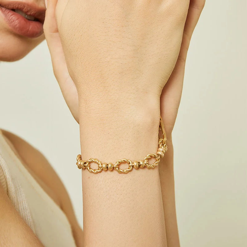NAPLES COLLECTION 18K Yellow Gold Knotted Heavy Metal Bracelet NAPLES COLLECTION 18K Yellow Gold Knotted Heavy Metal Bracelet NAPLES COLLECTION