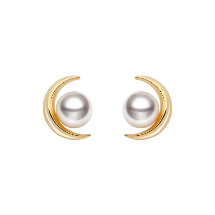 Akoya Pearl 18K Gold Refined Design Earrings