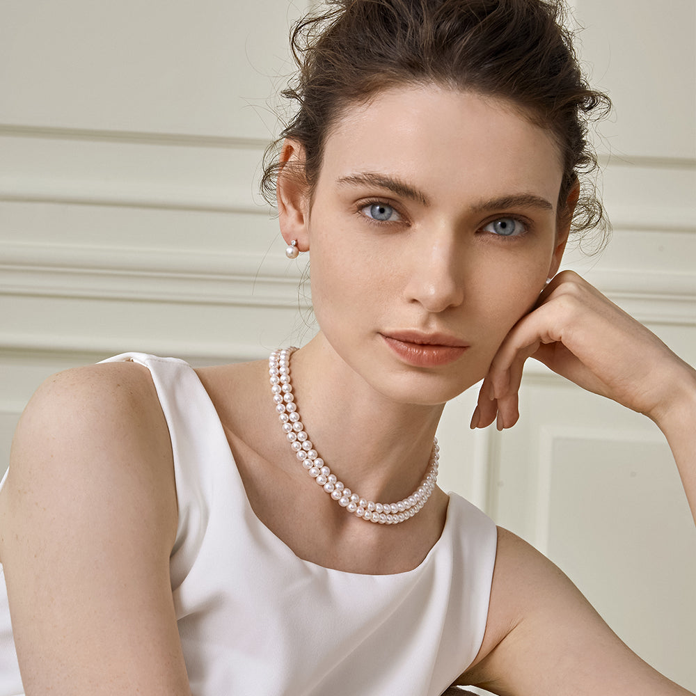Pearls for Every Occasion: How to Wear Pearls with Style and Grace