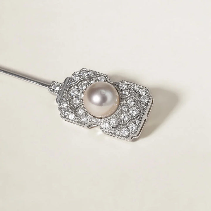 1920s' COLLECTION Akoya Pearl 18K White Gold Diamond Muse Brooch 1920s' COLLECTION Akoya Pearl 18K White Gold Diamond Muse Brooch 1920s' COLLECTION