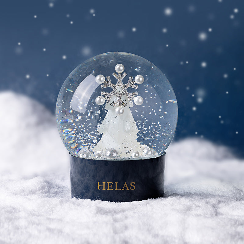 Pearl Snowflake Crystal Ball