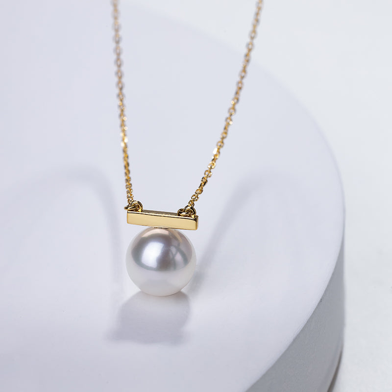 Akoya Pearl 18K Gold Whole Rest Note Necklace