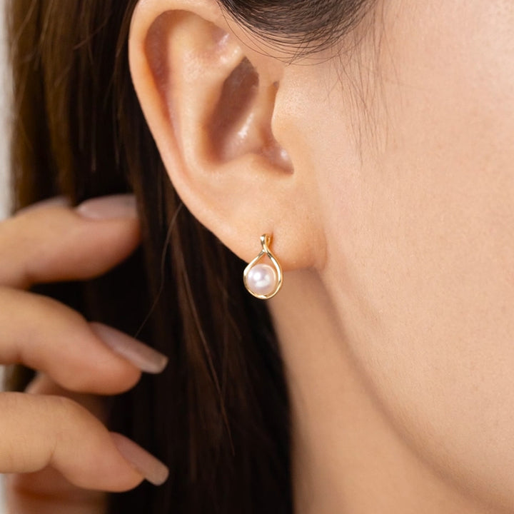 Akoya Pearl 18K Gold Teardrop Studs Earrings