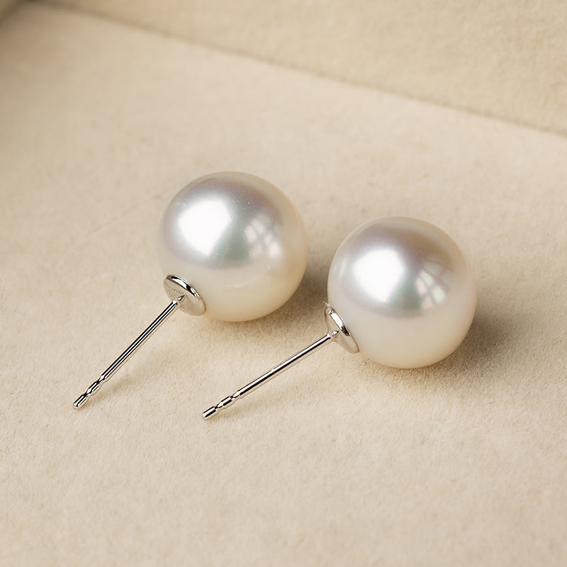 Bun-Styled South Sea Pearl Studs Earrings