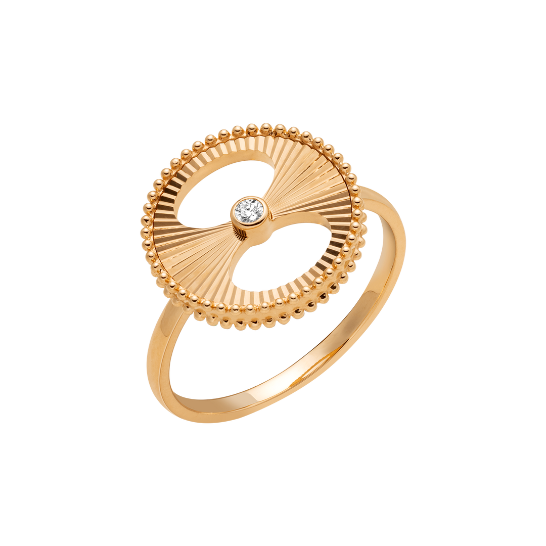 18K Gold Diamond Imprint H Cut Gold Surface Ring