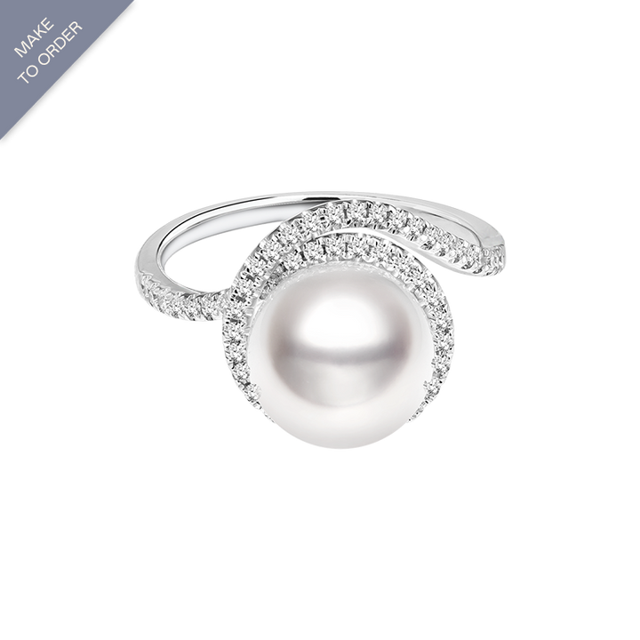 South Sea Pearl 18k Gold Diamond-Encrusted Haute Jewelry Ring