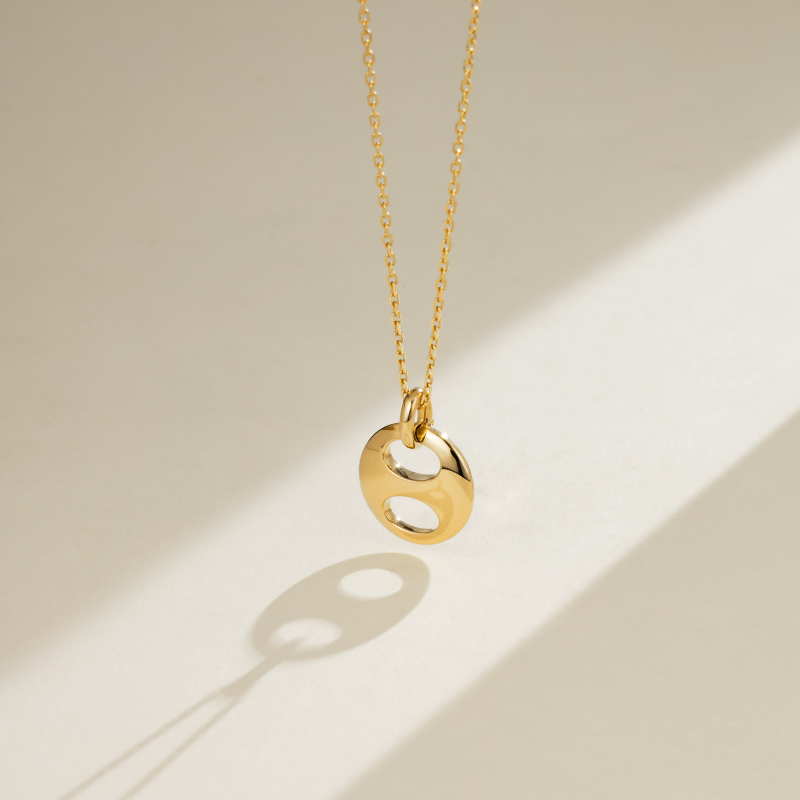 18K Gold Imprint H Polished Gold Necklace