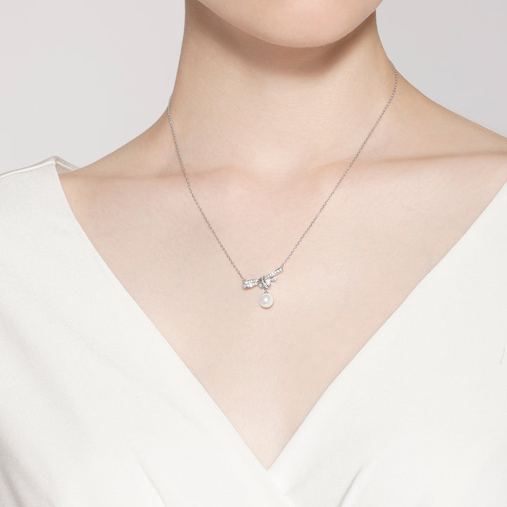 Akoya Pearl 18K White Gold Knot Diamond Necklace