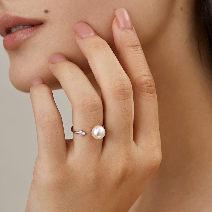 Akoya Pearl 18K White Gold Diamond Clover Ring