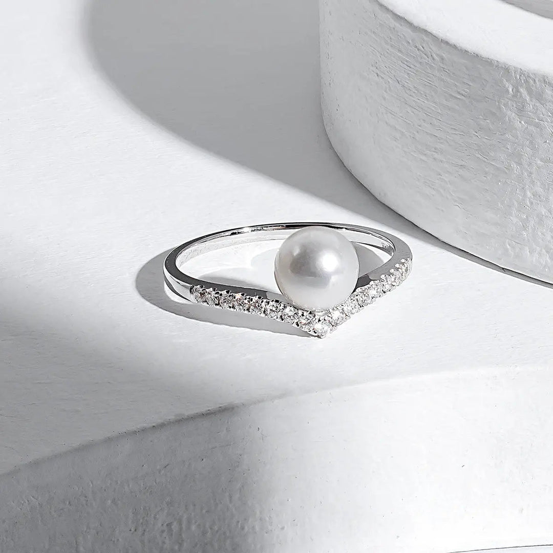 REFLECT COLLECTION Akoya Pearl 18K White Gold V-shape Diamond Ring - HELAS Jewelry