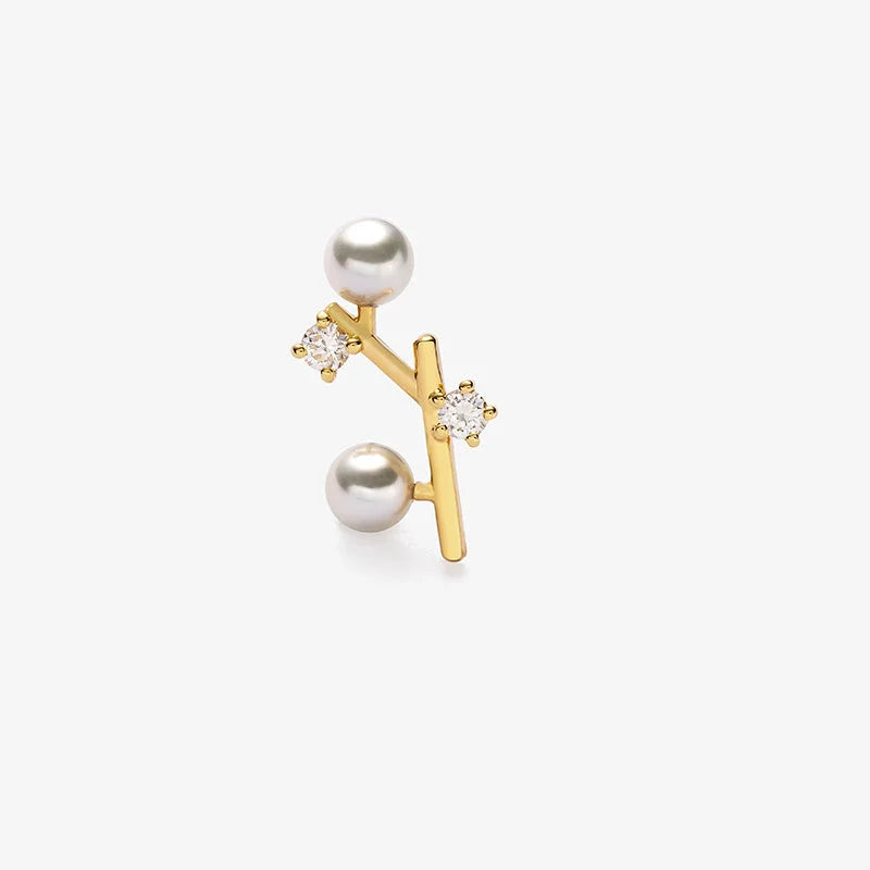 STAR TRAILS COLLECTION Akoya Pearl 18K Gold Design Diamond Earrings STAR TRAILS COLLECTION Akoya Pearl 18K Gold Design Diamond Earrings STAR TRAILS COLLECTION