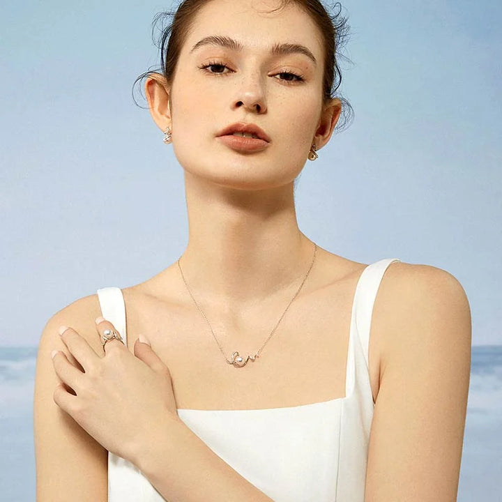WAVES COLLECTION Akoya Pearl 18K White Gold Big Wave Curl Diamonds Necklace WAVES COLLECTION Akoya Pearl 18K White Gold Big Wave Curl Diamonds Necklace THE WAVES COLLECTION