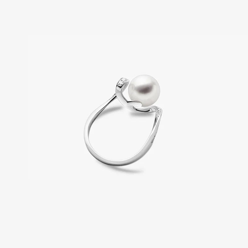 WAVES COLLECTION Akoya Pearl 18K White Gold Elegant Diamonds Ring WAVES COLLECTION Akoya Pearl 18K White Gold Elegant Diamonds Ring THE WAVES COLLECTION