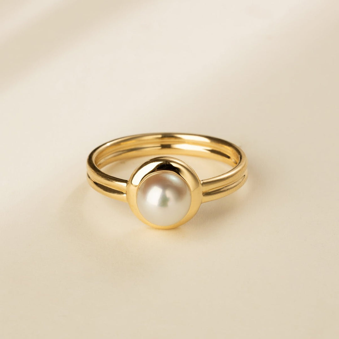 Akoya Pearl 18K Gold Pendulum Ring - HELAS Jewelry