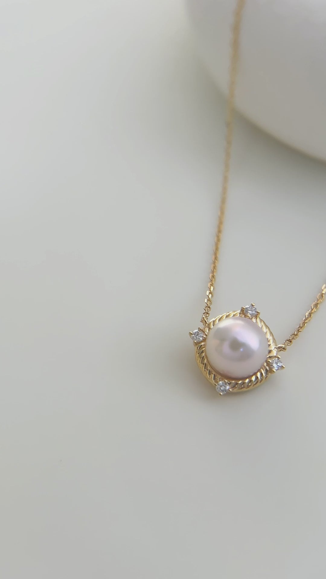 Akoya 18K Gold Textured Swirl Pearl Diamond Necklace