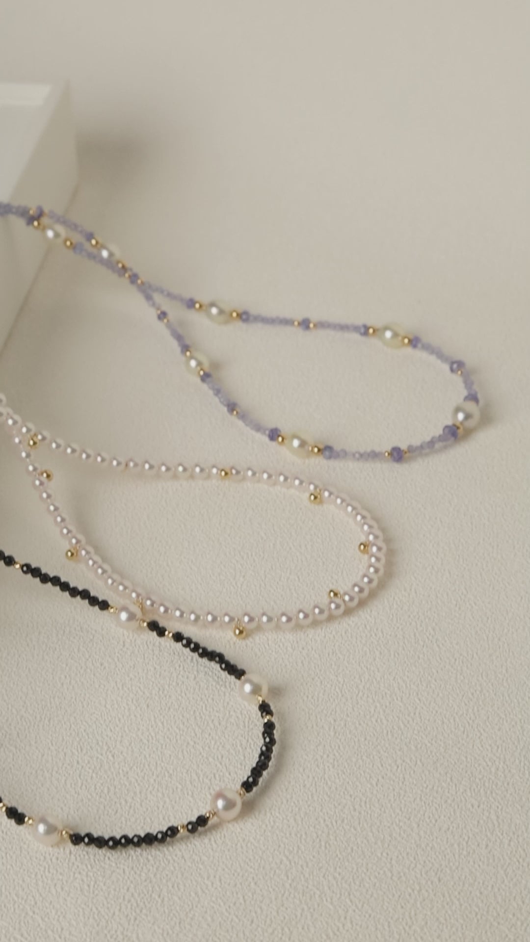 Akoya Saltwater Pearl 18K Black Spinel Baby's Breath Necklace