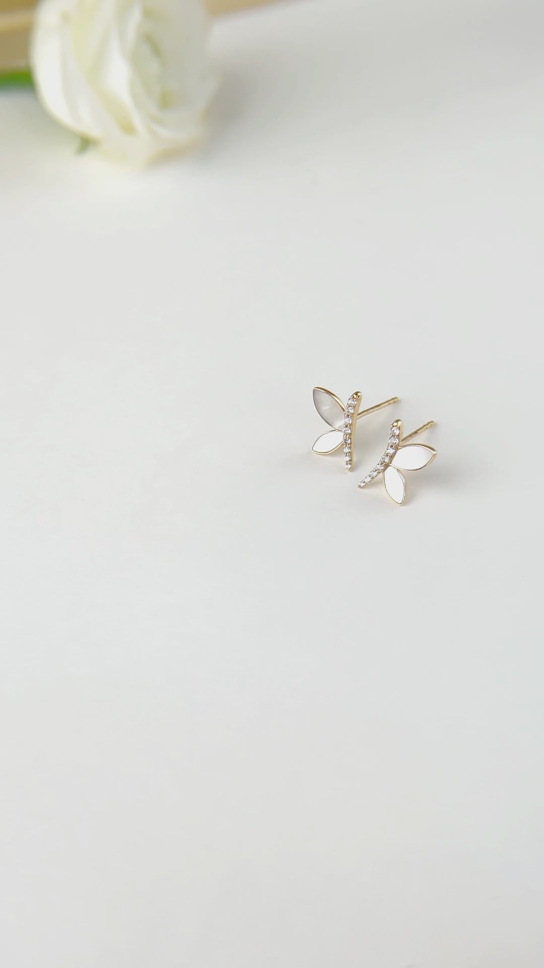 Mother-of-pearl 18K Gold Diamond Dragonfly Ear Studs Earrings