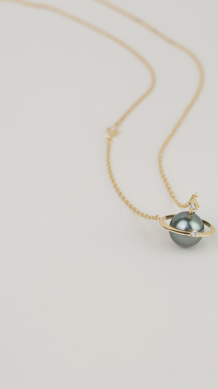 Tahitian Pearl 18K Gold Planetary Style Diamonds Necklace