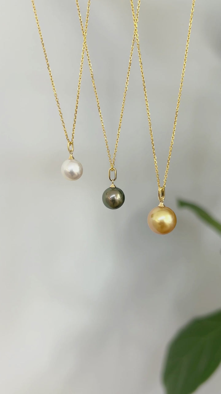 Saltwater Pearl 18K Gold Classic Buckle Pendant Necklace