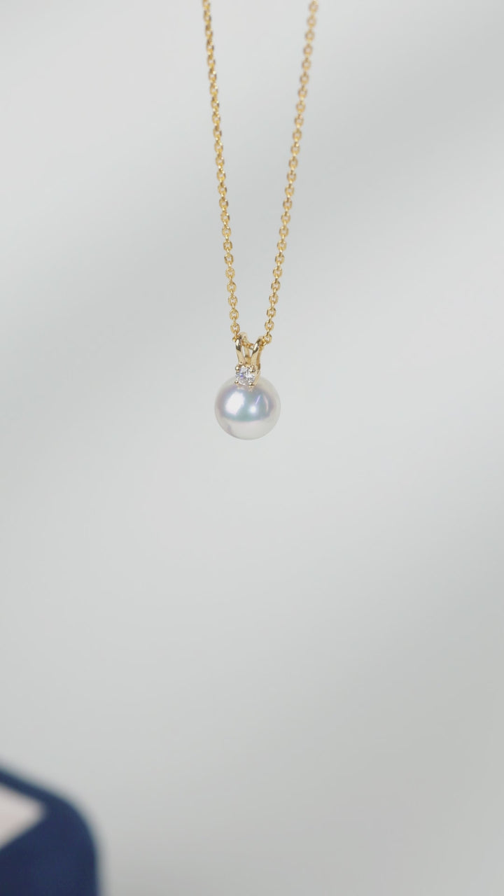 Akoya Saltwater Pearl 18K Gold Diamond Victory Sign Necklace