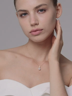 MELODY COLLECTION Akoya Saltwater Pearl 18K White Gold Semibreve Diamond Necklace