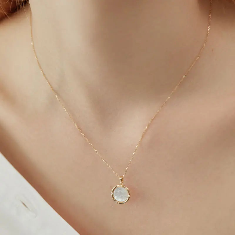 DAWN COLLECTION 18K Gold Mother of Pearl Convex Style Diamonds Necklace