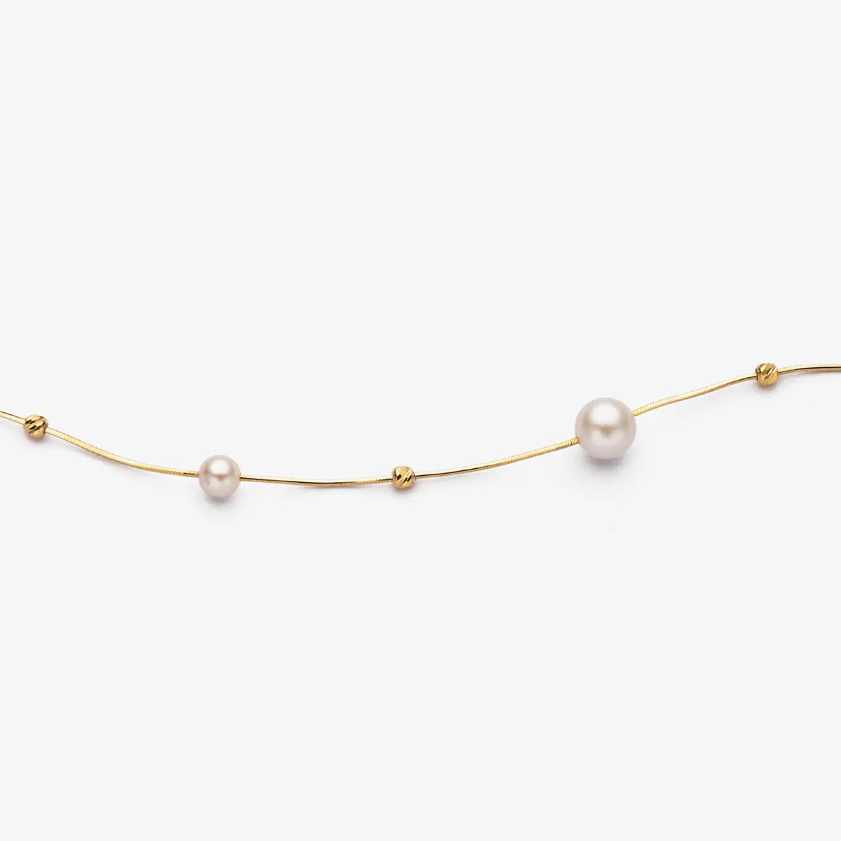 FINE LINE COLLECTION Akoya Saltwater Pearls 18k Yellow Gold Baby'S Breath Herringbone Chain Necklace