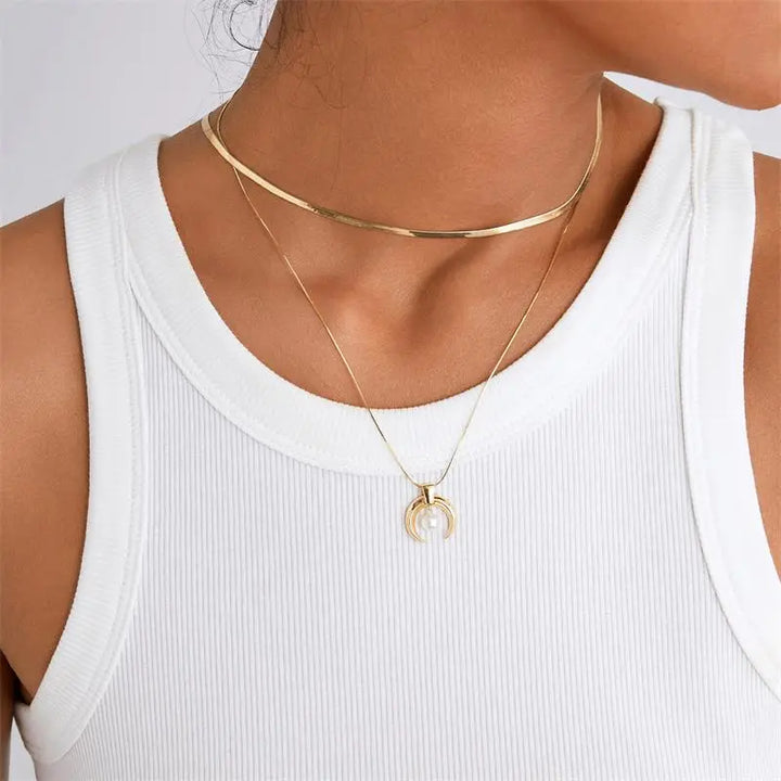 MOON OUTLINE COLLECTION Akoya Pearl 18K Gold Special Design Highlight Necklace - HELAS Jewelry