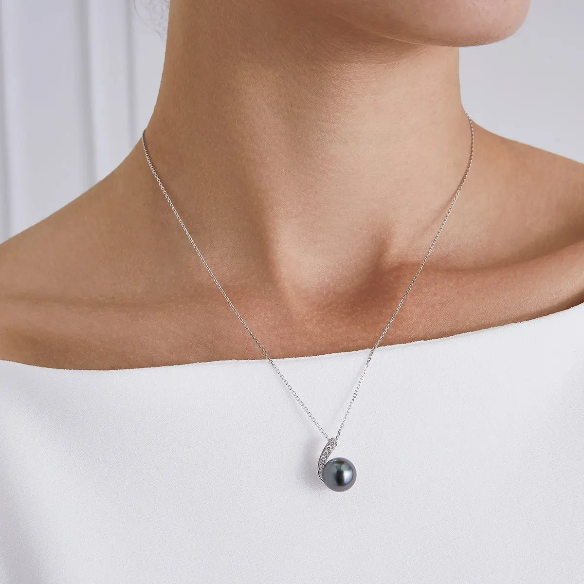 MYSTERY COLLECTION Tahitian Pearl 18K Gold Moon Pendant Necklace